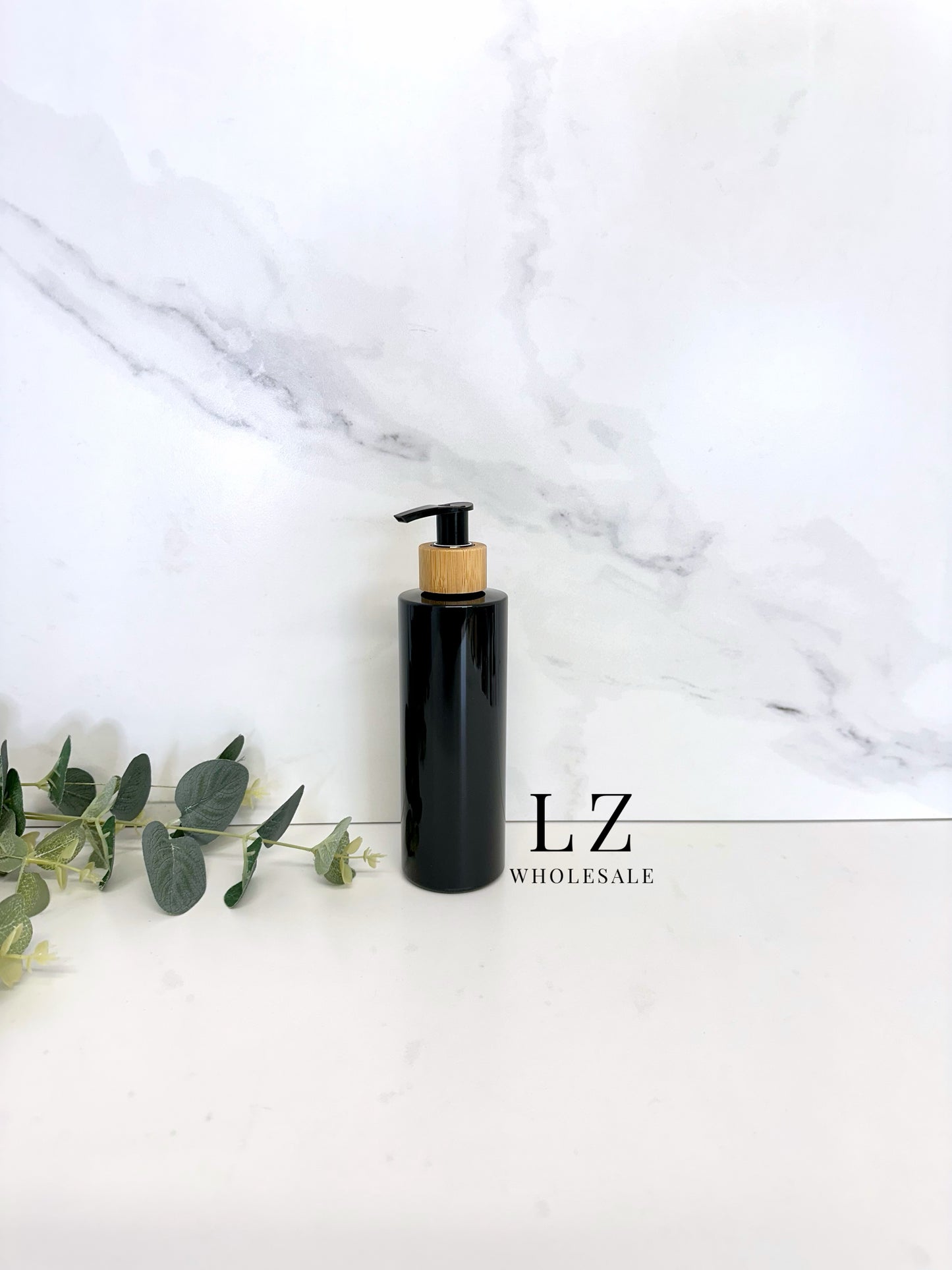 Black Tubular 250ml Bottle With Bamboo Pump
