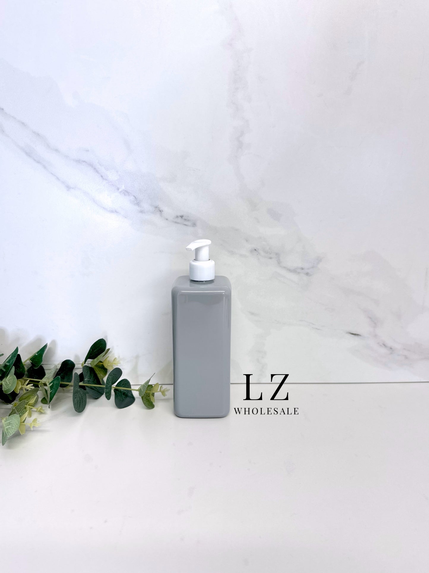 Grey Square 500ml Bottle With Pump