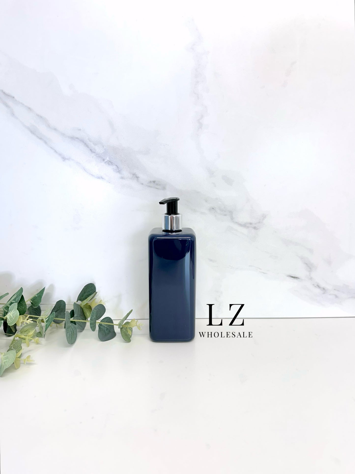 Navy Square 500ml Bottle With Pump