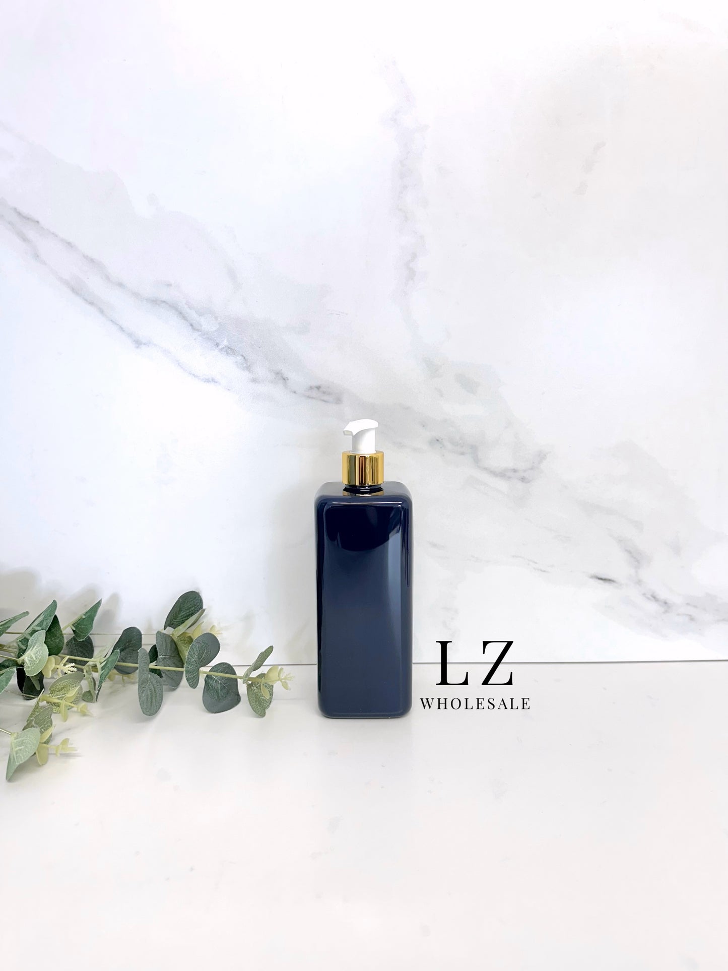Navy Square 500ml Bottle With Pump