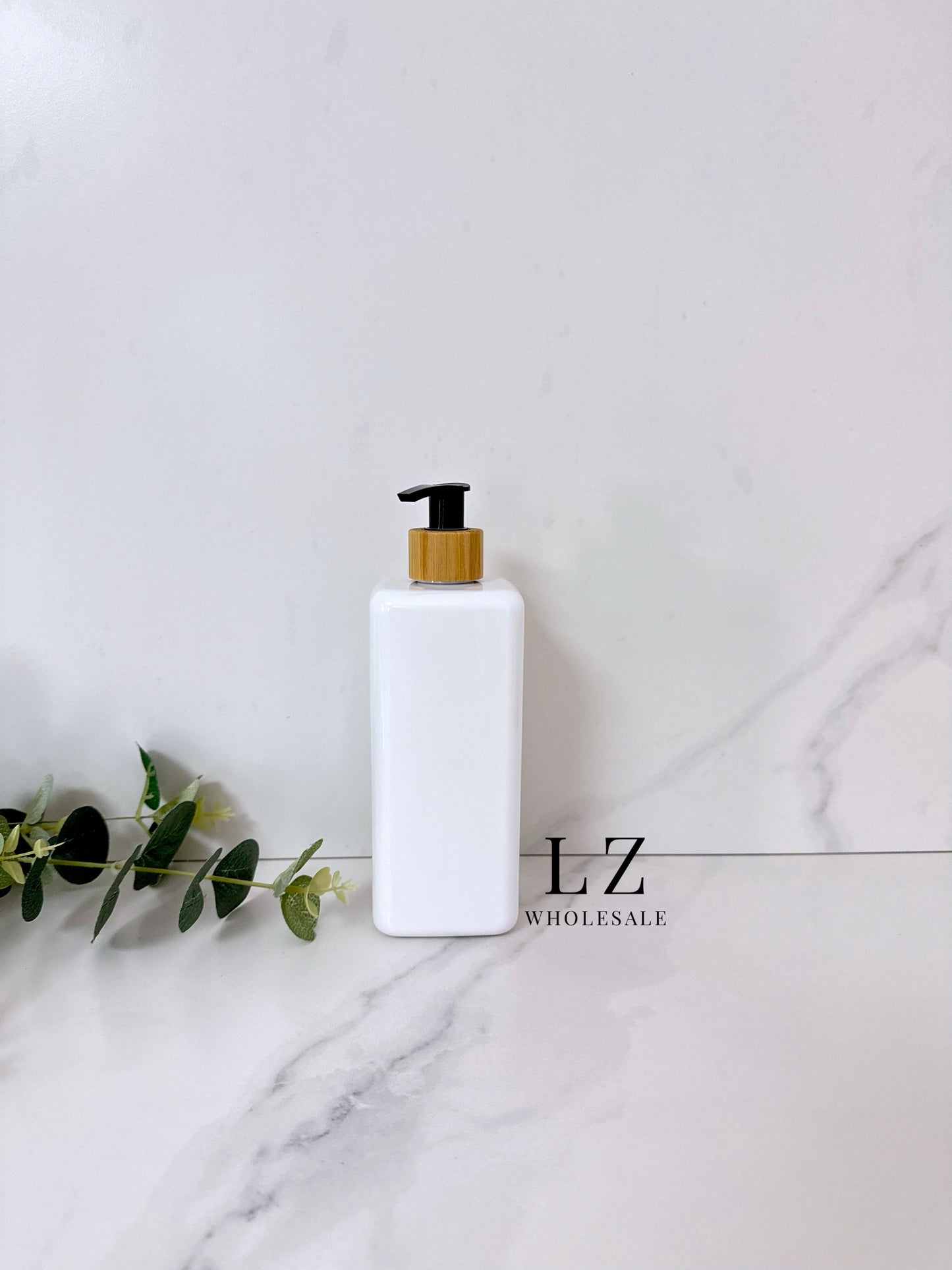 White Square 500ml Bottle With Bamboo Pump (Copy)