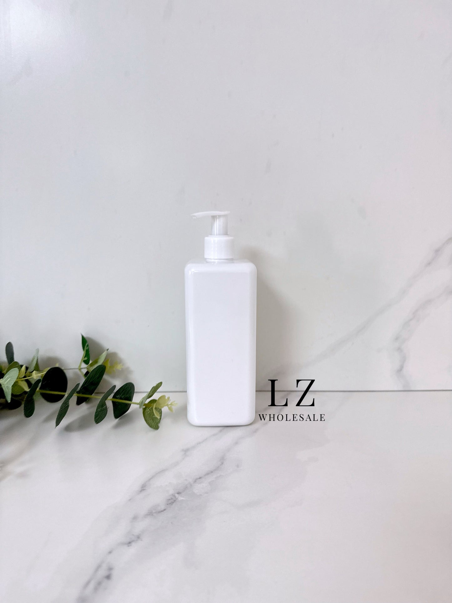 White Square 500ml Bottle With Pump