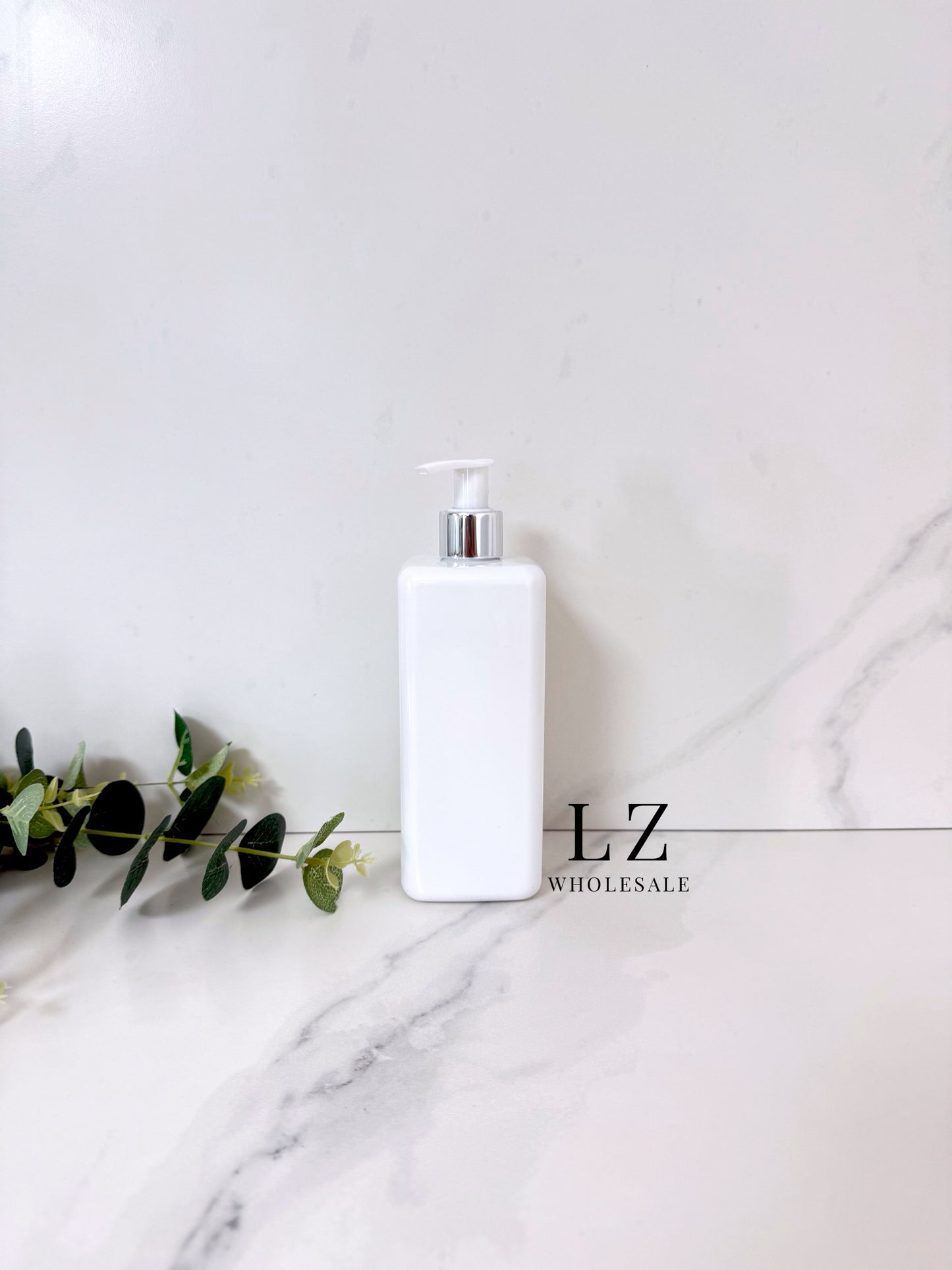 White Square 500ml Bottle With Pump
